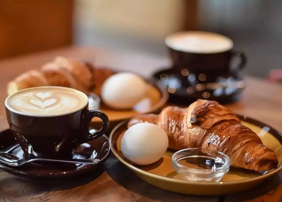 Cuộc sống giống như một hộp sô cô la, cũng giống như một tách cà phê