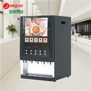 Máy bán cà phê và cốc đựng tiền xu